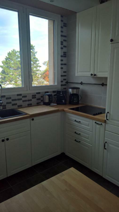 Appartement Meuble Garches Экстерьер фото
