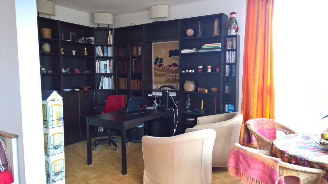 Appartement Meuble Garches Экстерьер фото